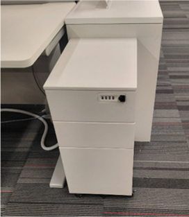 ZSS26016-Item 010-W320 Mobile Pedestal