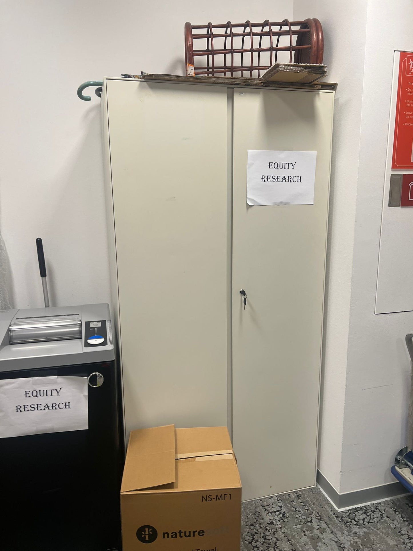 ZSS26014-Item #004-Metal Tall Cabinet (Metal)