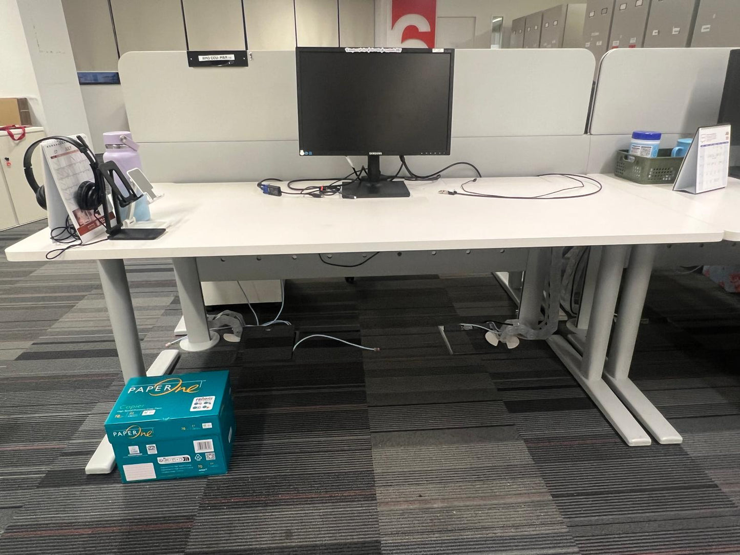 ZSS26015-Item 005-W1800 Single T Leg Workstation