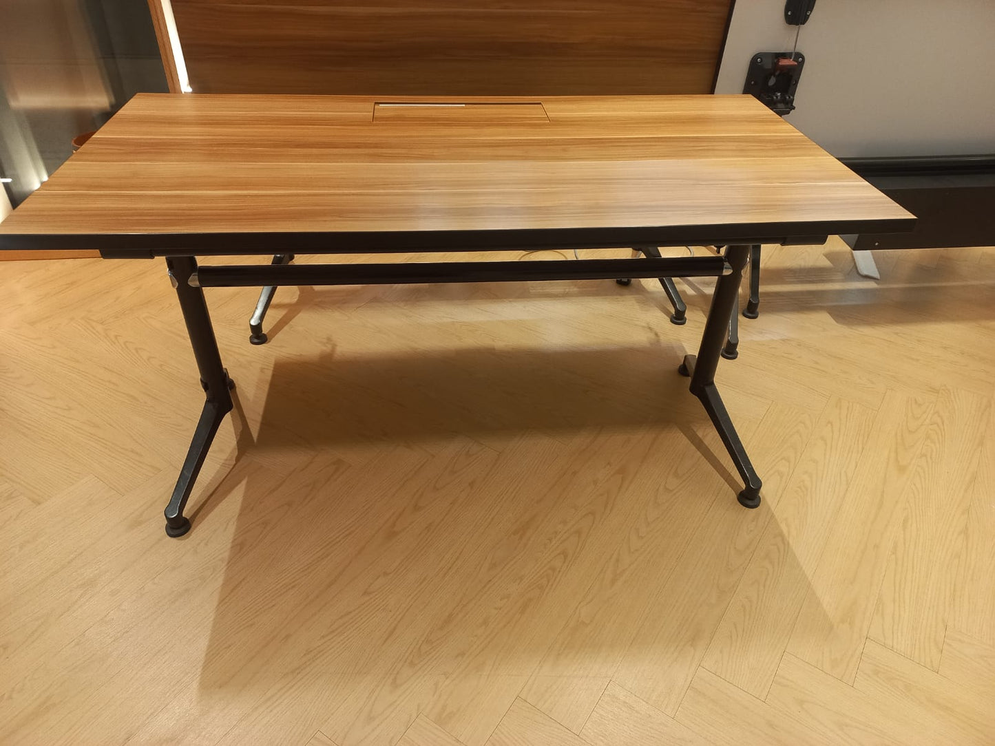 005-ZSS25037 -Foldable Table in 1500mmL x750mmD x740mmH