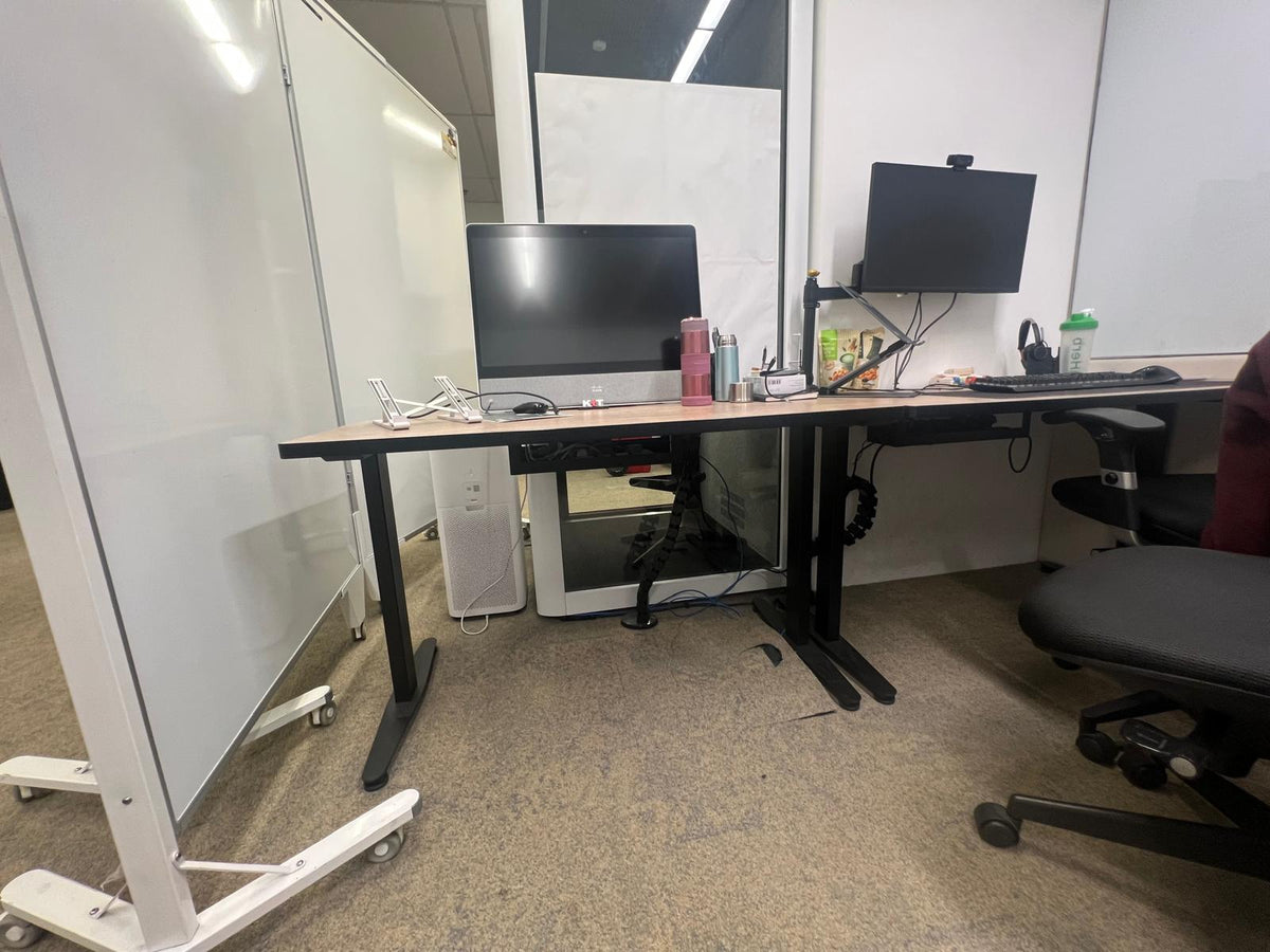 ZSS26016-Item 033-T Leg Workstation